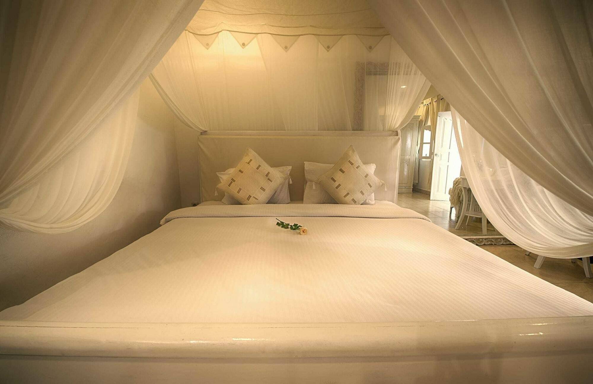Villa White Stars Seminyak Exteriör bild