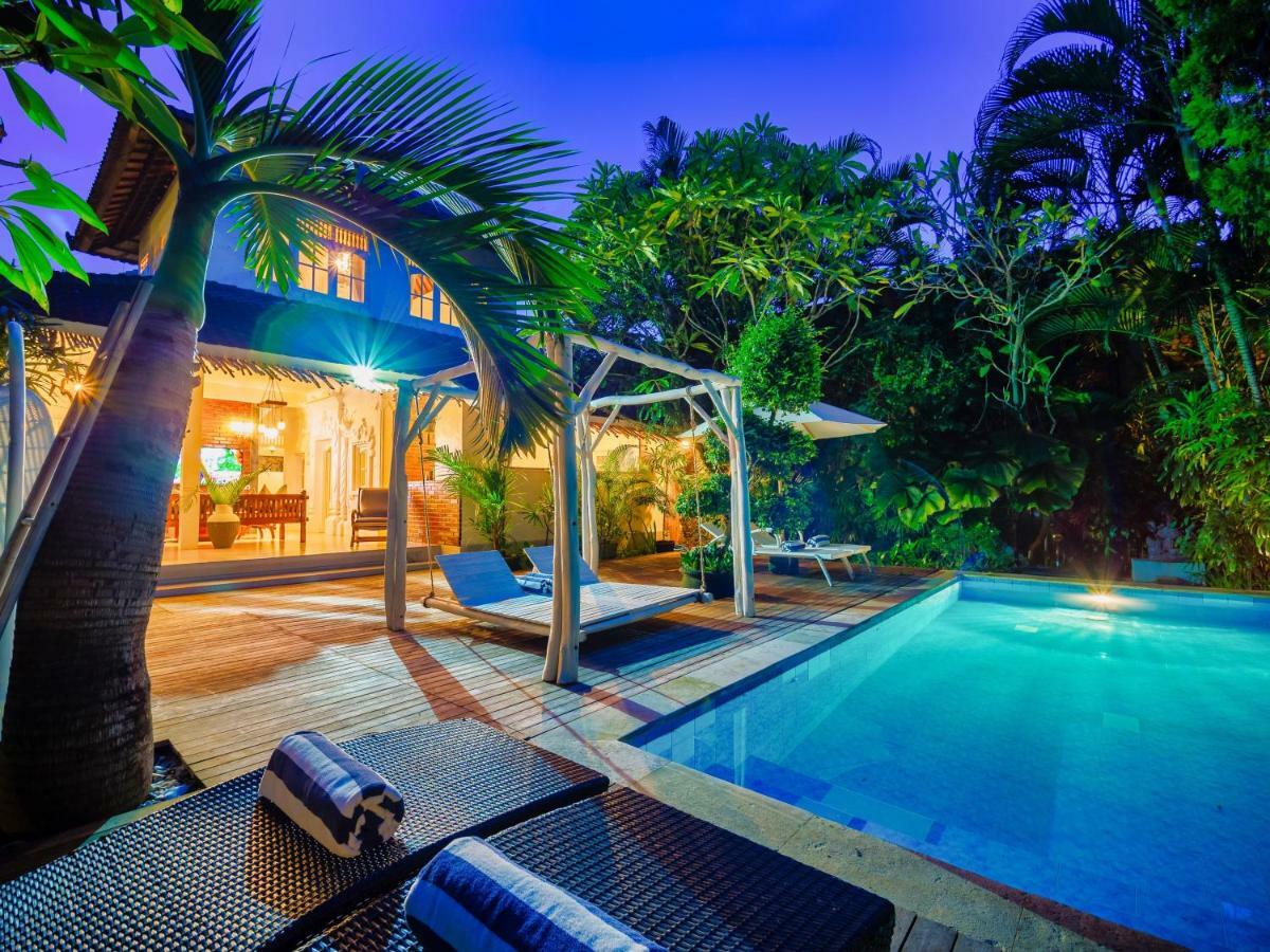 Villa White Stars Seminyak Exteriör bild